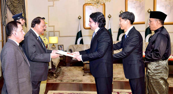 APP19-01President-Islamabad